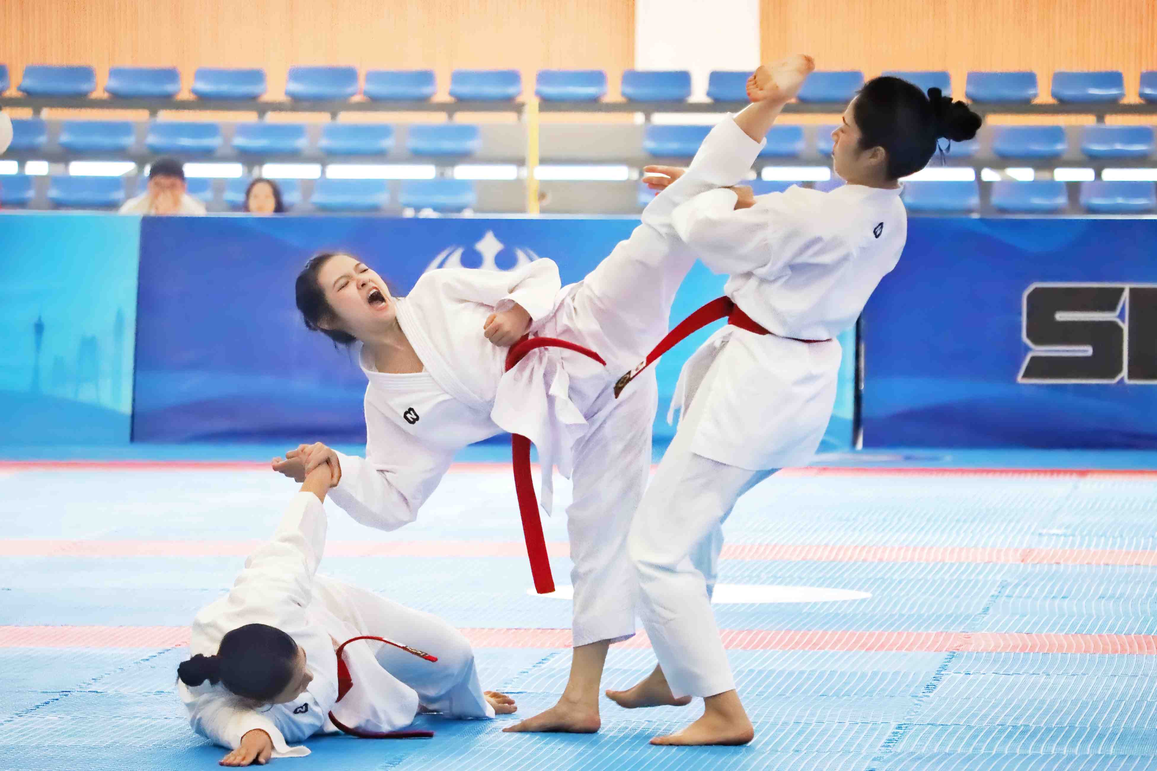 新媒工作室 肖乐鑫-64.jpg